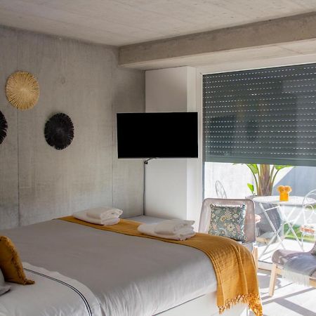 Casa Das Falcoeiras - Estudio Com Terraco Privado 阿威罗 外观 照片