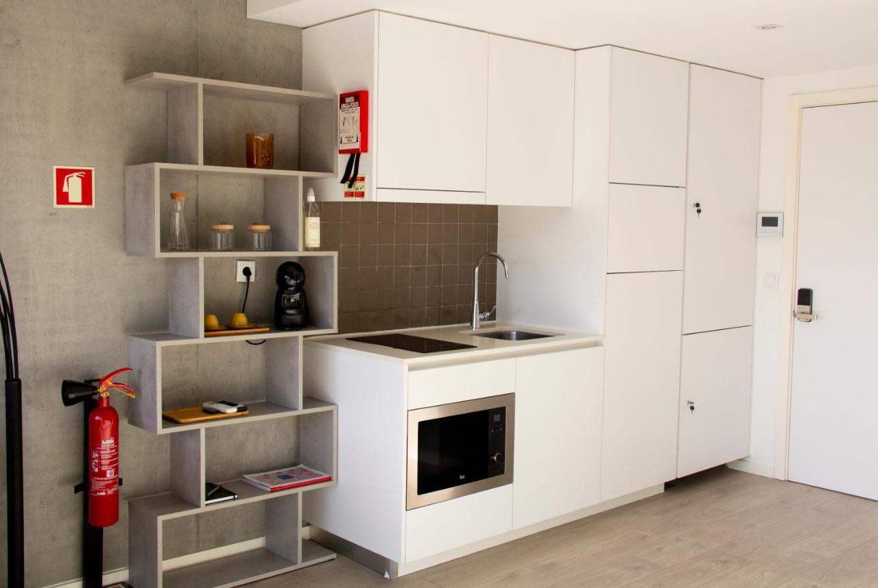 Casa Das Falcoeiras - Estudio Com Terraco Privado 阿威罗 外观 照片